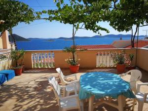 Gallery image of Apartments Buki-sea view in Drage