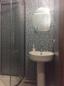 
A bathroom at Апартаменты на Пулковской
