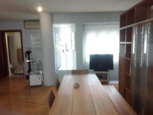 Televízia a/alebo spoločenská miestnosť v ubytovaní Deluxe Apartment Best Point