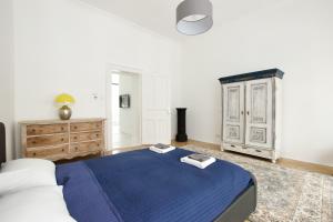 Luxury Apartment by Hi5 - Október 6 Street 1051 Budapest, Október 6. utca 11. kép - 2