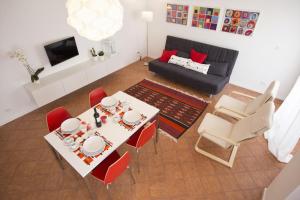 Posedenie v ubytovaní GIULIA E CHIARA LUXURY APARTMENT