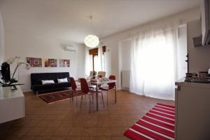 Kuchyňa alebo kuchynka v ubytovaní GIULIA E CHIARA LUXURY APARTMENT