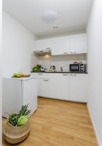 
Küche/Küchenzeile in der Unterkunft rent a home Delsbergerallee - contactless self check-in
