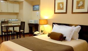 Gallery image of Prince Plaza II Condotel in Manila