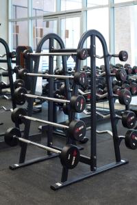 Fitness centrum a/nebo fitness zařízení v ubytování The Sphere Serviced Residences Managed by HII