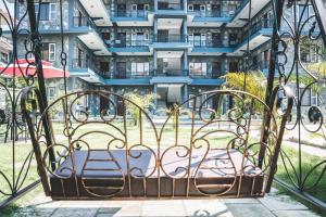 Jardín al aire libre en Hotel K2 Pokhara