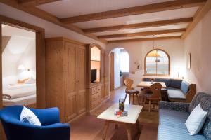 A seating area at Residence La Selva