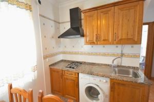 Kuchyň nebo kuchyňský kout v ubytování Apartamento Calle Bilbao + 21 fotografií