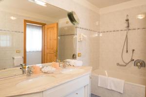 A bathroom at Residence La Selva