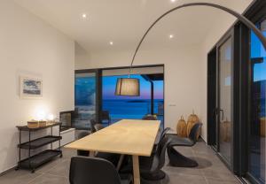 Posezení v ubytování Hideaway Villa am Meer