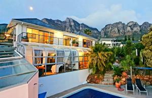 Gallery image of Villa Surprise Guesthouse in Cape Town