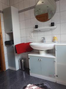 Ванна кімната в Ferienwohnung Kittel