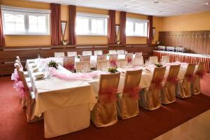 Εστιατόριο ή άλλο μέρος για φαγητό στο Hotel Ryšavý