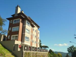 a large building on top of a hill at LOCAR-IN GRAMADO - Residencial Benetti in Gramado
