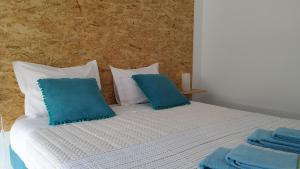 Postel nebo postele na pokoji v ubytování Sun House - Baleal