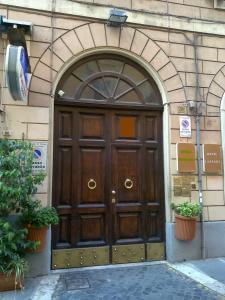 
The facade or entrance of Hotel Lazzari
