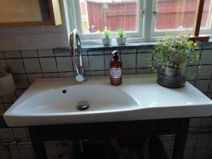 Φωτογραφία από το άλμπουμ του Ynde Private Apartment σε Solvesborg