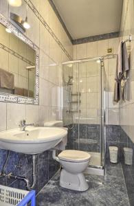 Ванна кімната в Apartments Picco