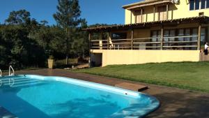 Bazén v ubytování rancho california nebo v jeho okolí