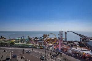 Foto dalla galleria di Southend Central Hotel - Close to Beach, City Centre, Train Station & Southend Airport a Southend-on-Sea