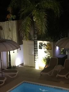 The swimming pool at or close to Casa Holandaluzas Marbella near Beach, with salt water Pool and private parking