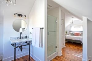 Llit o llits en una habitació de Nest Hudson
