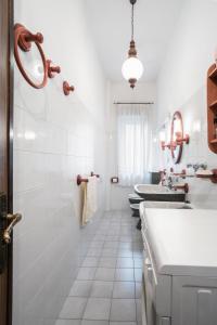 A kitchen or kitchenette at Apartment Helios
