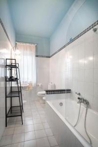 A bathroom at Apartment Helios Még 36 kép