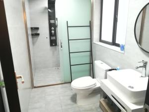 A bathroom at A&G Apartment