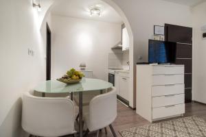 Photo de la galerie de l'établissement Apartments Nana, à Podstrana