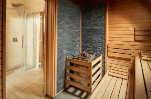 Koupelna v ubytování OREA Spa Hotel Cristal