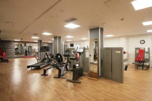 Fitness centrum a/nebo fitness zařízení v ubytování Hotel Hullu Poro