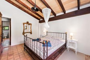 Posteľ alebo postele v izbe v ubytovaní Casa Sa Mata + 17 fotografií