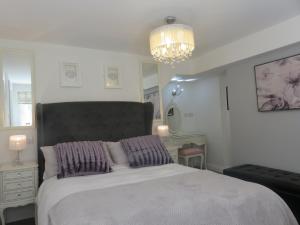 Gallery image of Esk Cottage - Cyanacottages in Whitby