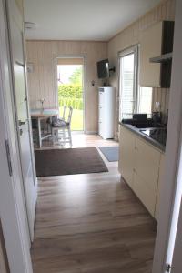 Kuchyňa alebo kuchynka v ubytovaní Apartamenty pod Wilczakiem