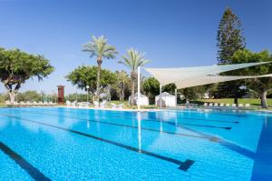 A piscina localizada em Dan Caesarea Resort ou nos arredores