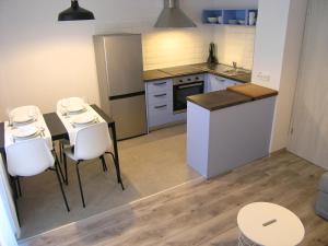 Kuchyňa alebo kuchynka v ubytovaní Apartments Ines