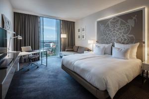 Postel nebo postele na pokoji v ubytování Clarion Hotel Copenhagen Airport