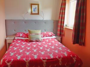 Gallery image of Roe Deer Cottage in Beauly