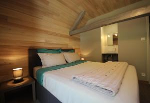 Monyoya ,site exceptionnel au coeur des Pyrénées tesisinde bir odada yatak veya yataklar