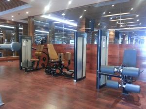 Het fitnesscentrum en/of fitnessfaciliteiten van Grand Eliana Hotel Conference & Spa