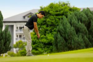 Golf facilities sa resort o sa malapit