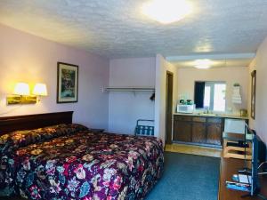Gallery image of Mountain Country Motor Inn in Branson West