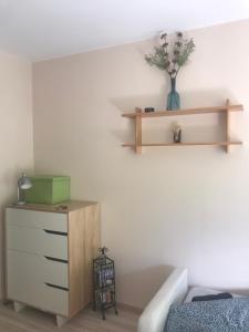 Posteľ alebo postele v izbe v ubytovaní Adrian's Home