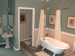 Ένα μπάνιο στο Pescadero Creek Inn