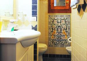 A bathroom at Acquamarina - Exclusive Sea House