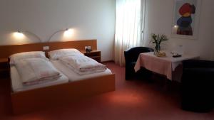 Cama o camas de una habitación en Hotel Schlosswald