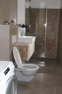 Koupelna v ubytování Apartmány Stříbro