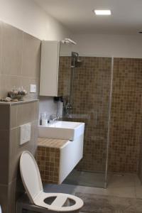 Koupelna v ubytování Apartmány Stříbro