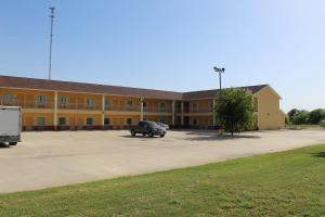 Foto de la galería de Horizon Inn & Suites en Pearsall